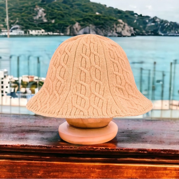 Victor Glemaud Wool Lux Bucket Hat NEW - Picture 3 of 6